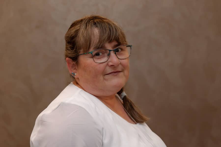 Kathrin Neumann Kathrin Neumann